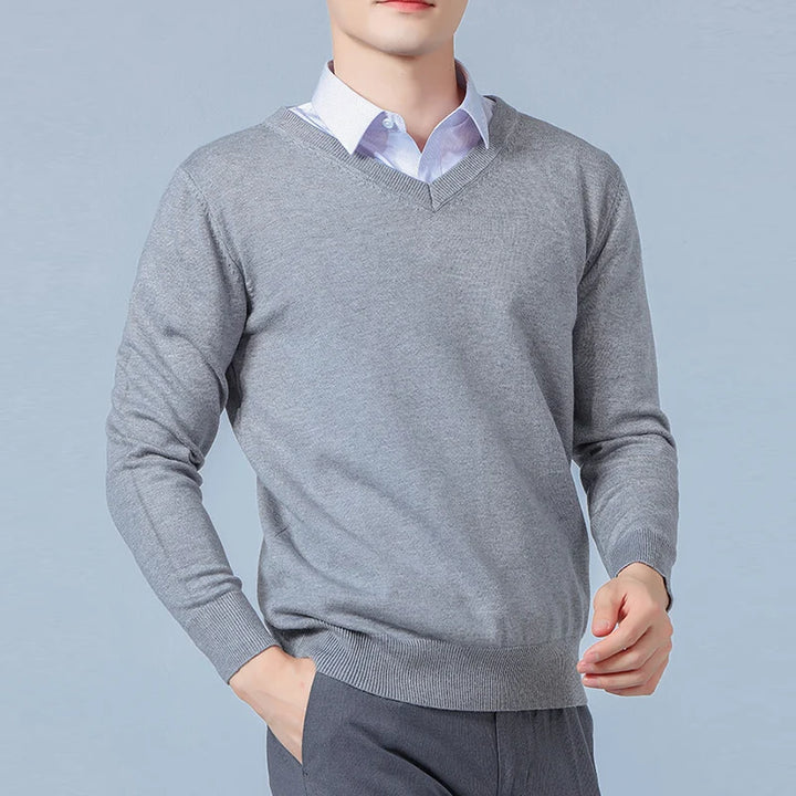 Essential V-Neck Wool Sweater