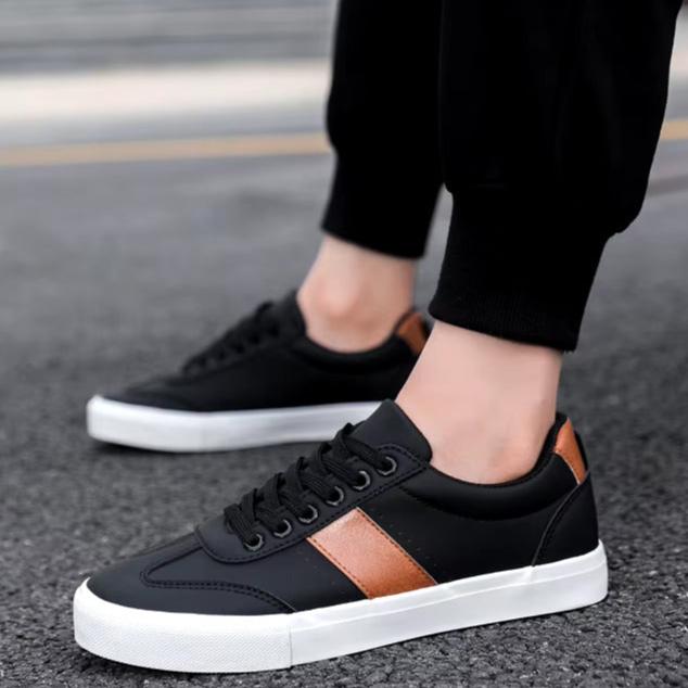 Studio Leather Sneaker