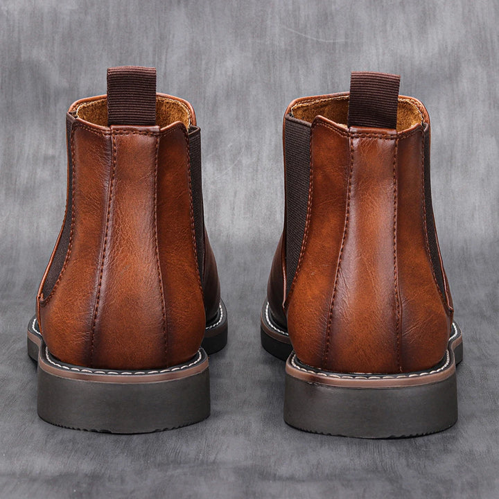 Colton Chelsea Boots