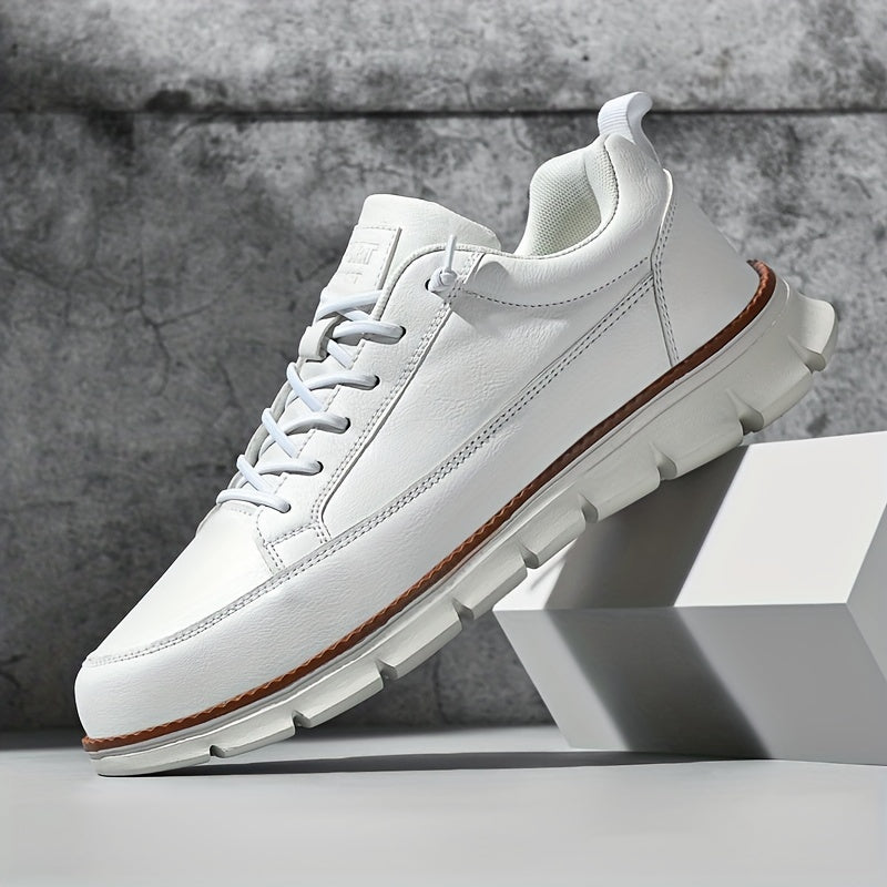 Studio Ultra-Comfort Sneaker